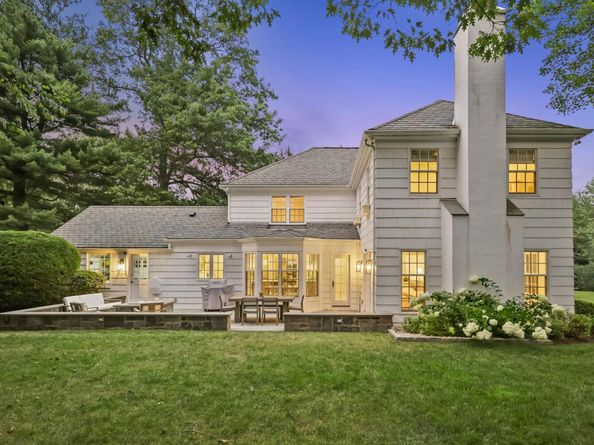 8 Varian Lane, Scarsdale NY 10583