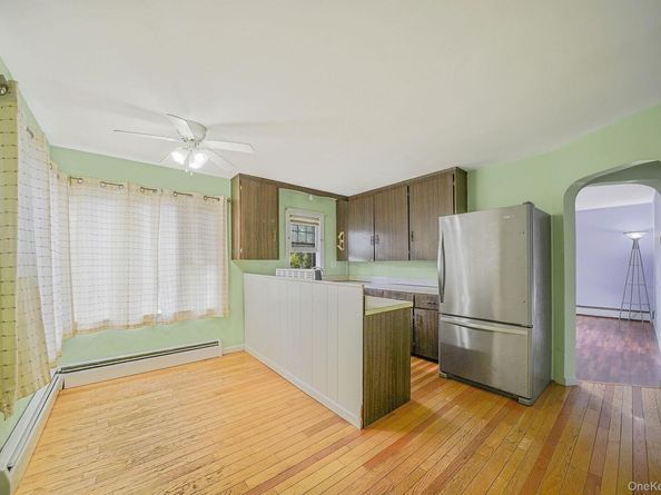 2581 Locust Avenue, Ronkonkoma NY 11779