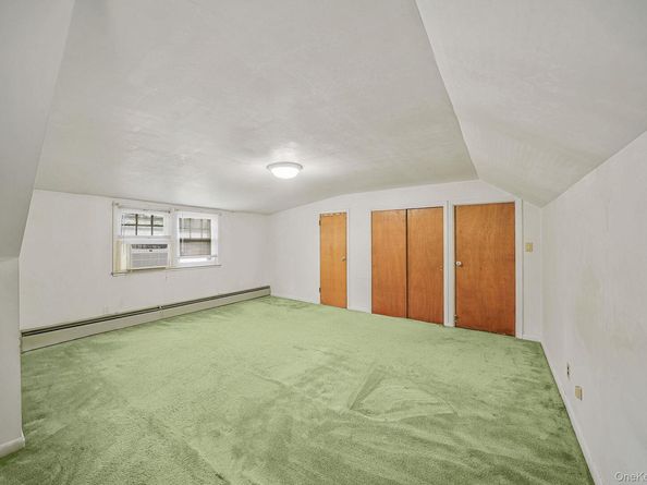 2581 Locust Avenue, Ronkonkoma NY 11779