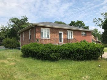 514 Sweet Hollow Road