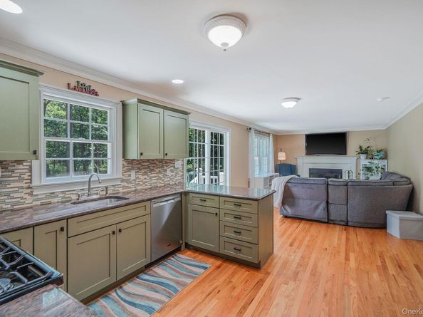 1430 Wading River Manor Road, Wading River NY 11792