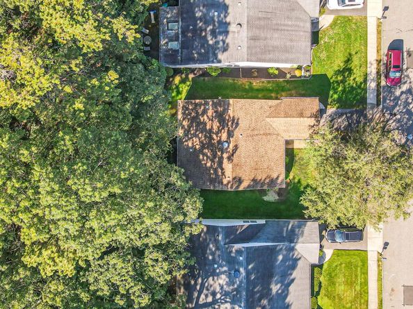 187 Edinburgh Drive, Ridge NY 11961