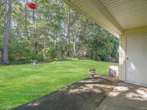 187 Edinburgh Drive, Ridge NY 11961