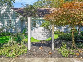 187 Edinburgh Drive, Ridge NY 11961