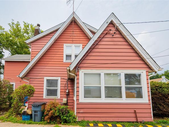 122 Parsons Drive, Hempstead NY 11550