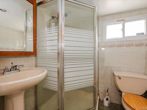 6906 79th Street, Middle Village NY 11379