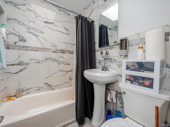 6906 79th Street, Middle Village NY 11379