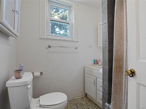 55 Ramsey Avenue, Yonkers NY 10701