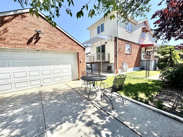 54-36 152nd Street, Flushing NY 11355