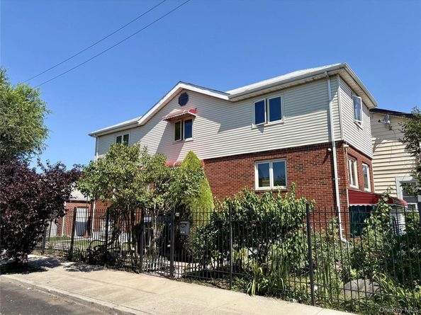 54-36 152nd Street, Flushing NY 11355