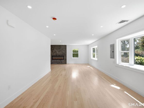 5 Tod Road, Norwalk CT 06851