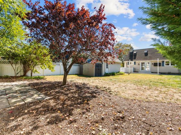 36 Middlebury Street, Stamford CT 06902
