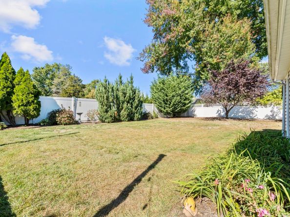 36 Middlebury Street, Stamford CT 06902