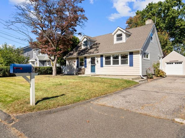 36 Middlebury Street, Stamford CT 06902