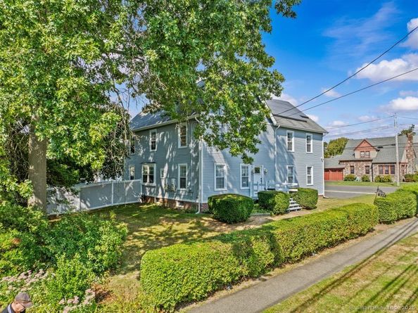 217 Huntington Road, Stratford CT 06614