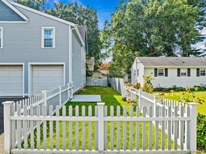 217 Huntington Road, Stratford CT 06614