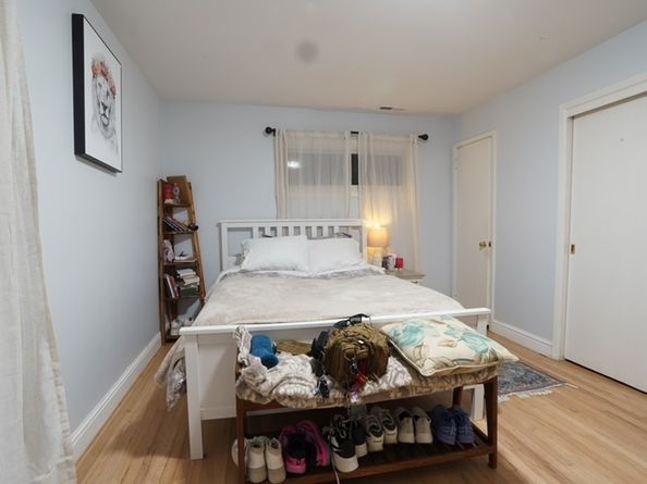 124 Wyndover Lane, Stamford CT 06902