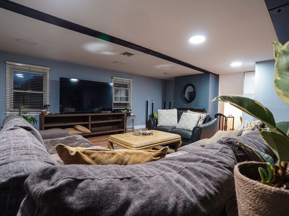 124 Wyndover Lane, Stamford CT 06902