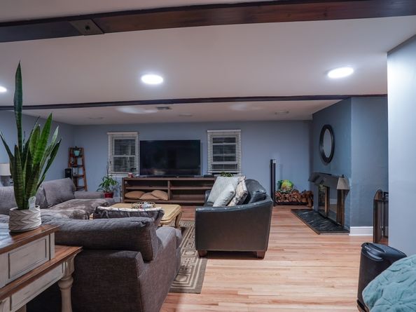 124 Wyndover Lane, Stamford CT 06902