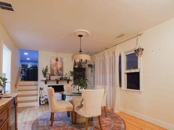 124 Wyndover Lane, Stamford CT 06902