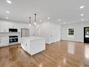 25 Harvest Ridge Road, Stratford CT 06614