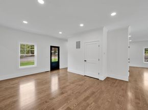 25 Harvest Ridge Road, Stratford CT 06614