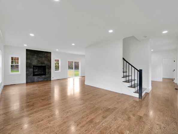 25 Harvest Ridge Road, Stratford CT 06614