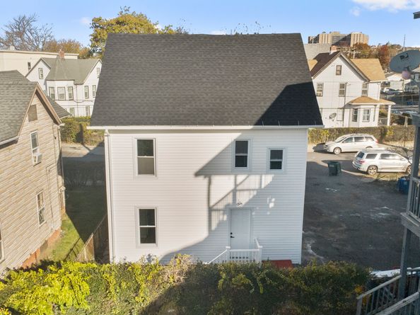 228 Holly Street, Bridgeport CT 06607