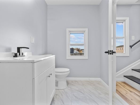 228 Holly Street, Bridgeport CT 06607