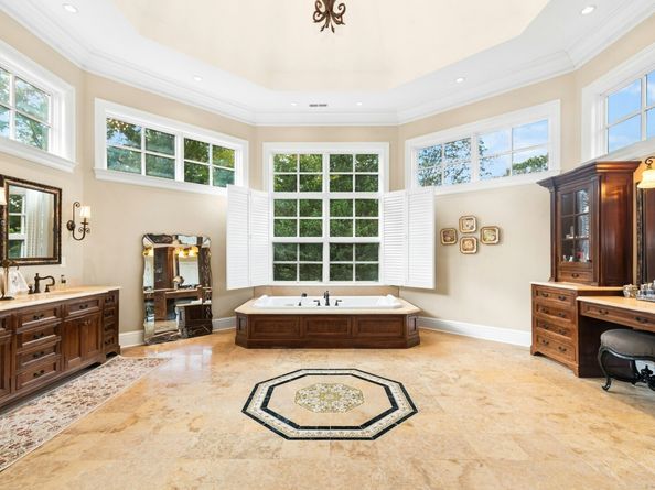 76 Lords Highway, Weston CT 06883