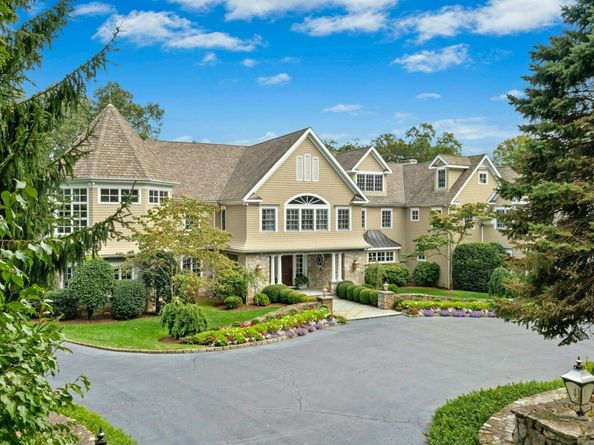 76 Lords Highway, Weston CT 06883