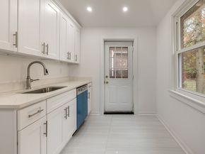 400 East Avenue, Bridgeport CT 06610