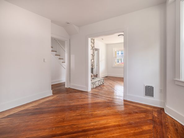 400 East Avenue, Bridgeport CT 06610