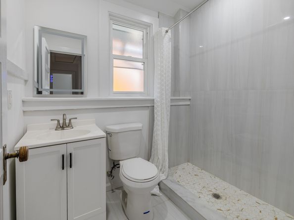 400 East Avenue, Bridgeport CT 06610