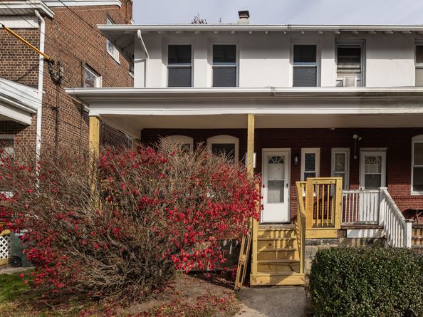 400 East Avenue, Bridgeport CT 06610