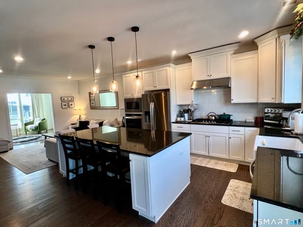 14 E Cross Trail 14, Danbury CT 06810