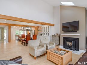 12 Boulevard Drive 22132, Danbury CT 06810