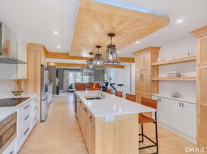 12 Boulevard Drive 22132, Danbury CT 06810