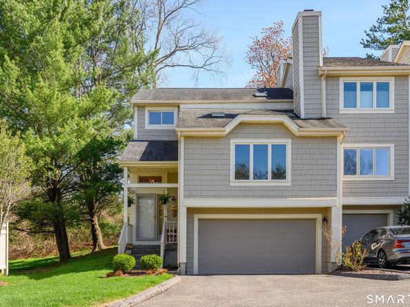 12 Boulevard Drive 22132, Danbury CT 06810