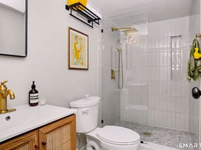 76 Gillies Lane 76, Norwalk CT 06854