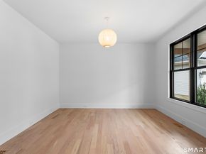 85 Oronoque Hills Road, Stratford CT 06614