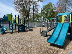 34 Skyline Drive, Brookfield CT 06804