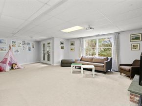 13 Old Stamford Road 13, New Canaan CT 06840