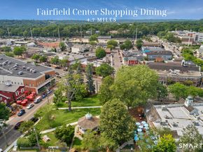 90 Calf Pond Lane, Fairfield CT 06824