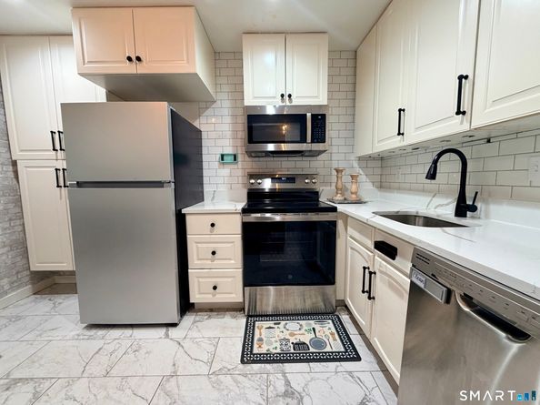 715 Frenchtown Road 49, Bridgeport CT 06606