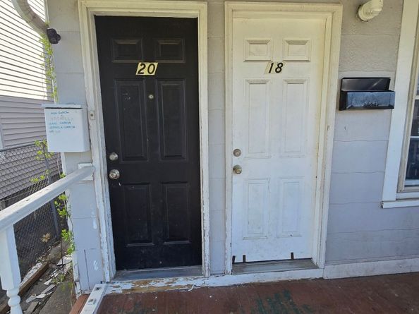 18-20 Clinton Avenue, Bridgeport CT 06605