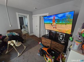18-20 Clinton Avenue, Bridgeport CT 06605