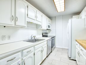 1 Strawberry Hill Avenue 7D, Stamford CT 06902