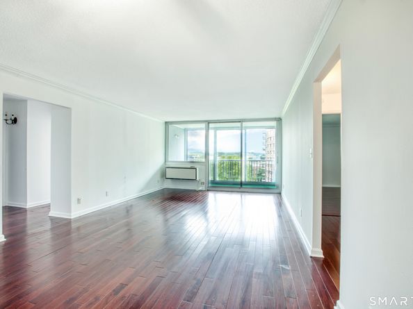 1 Strawberry Hill Avenue 7D, Stamford CT 06902