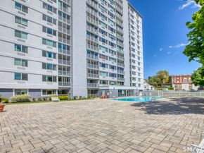 1 Strawberry Hill Avenue 7D, Stamford CT 06902